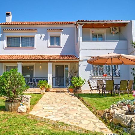 Noufris House 罗达 外观 照片
